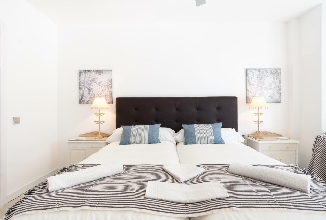 Tgh/ Marbella Beachfront And Center Екстер'єр фото